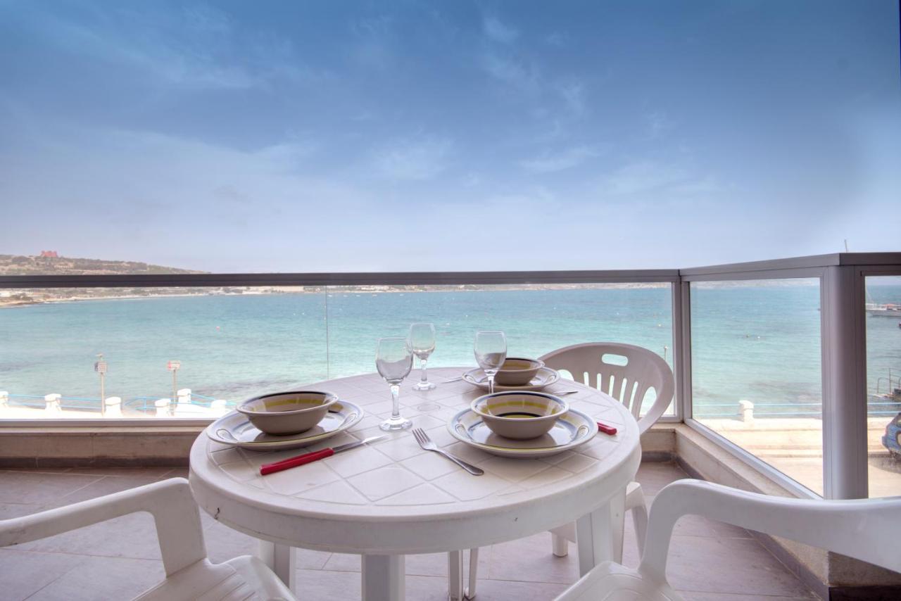 Beachfront Pretty Holiday Home Mellieħa Buitenkant foto
